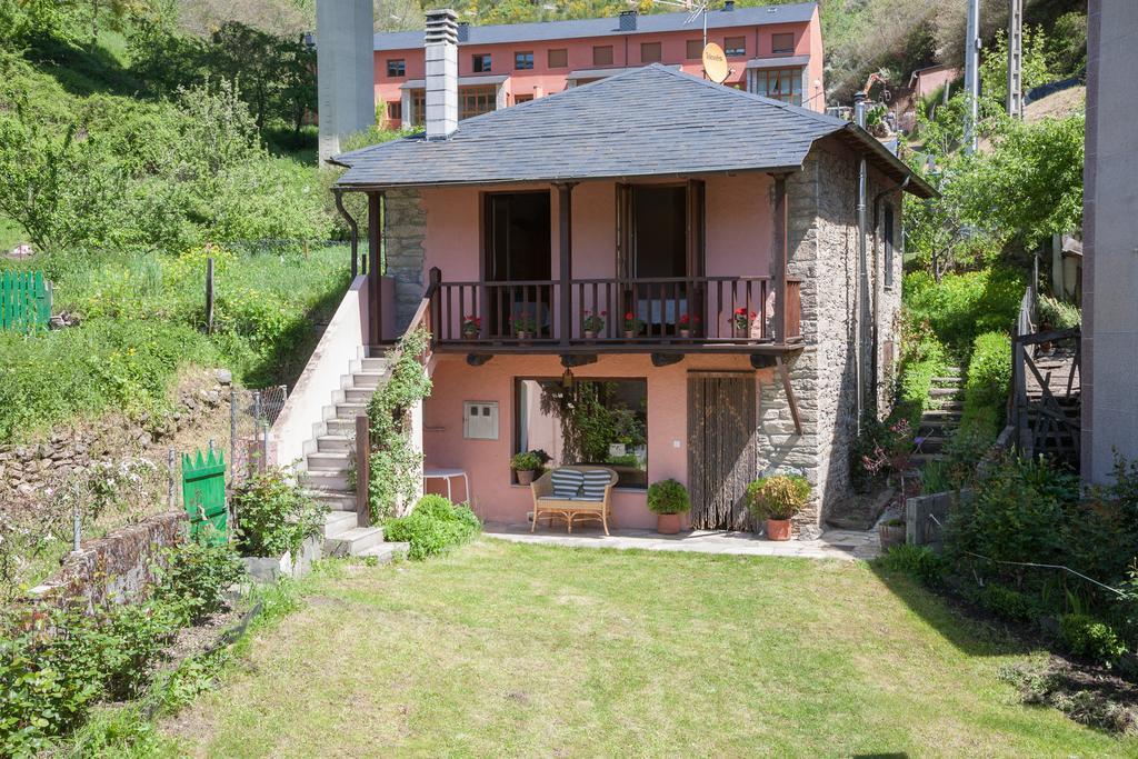 Casa Rural Pandelo ξενώνας Vega de Valcarce Εξωτερικό φωτογραφία